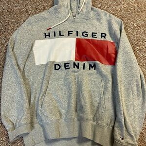 Tommy Hilfiger sweatshirt